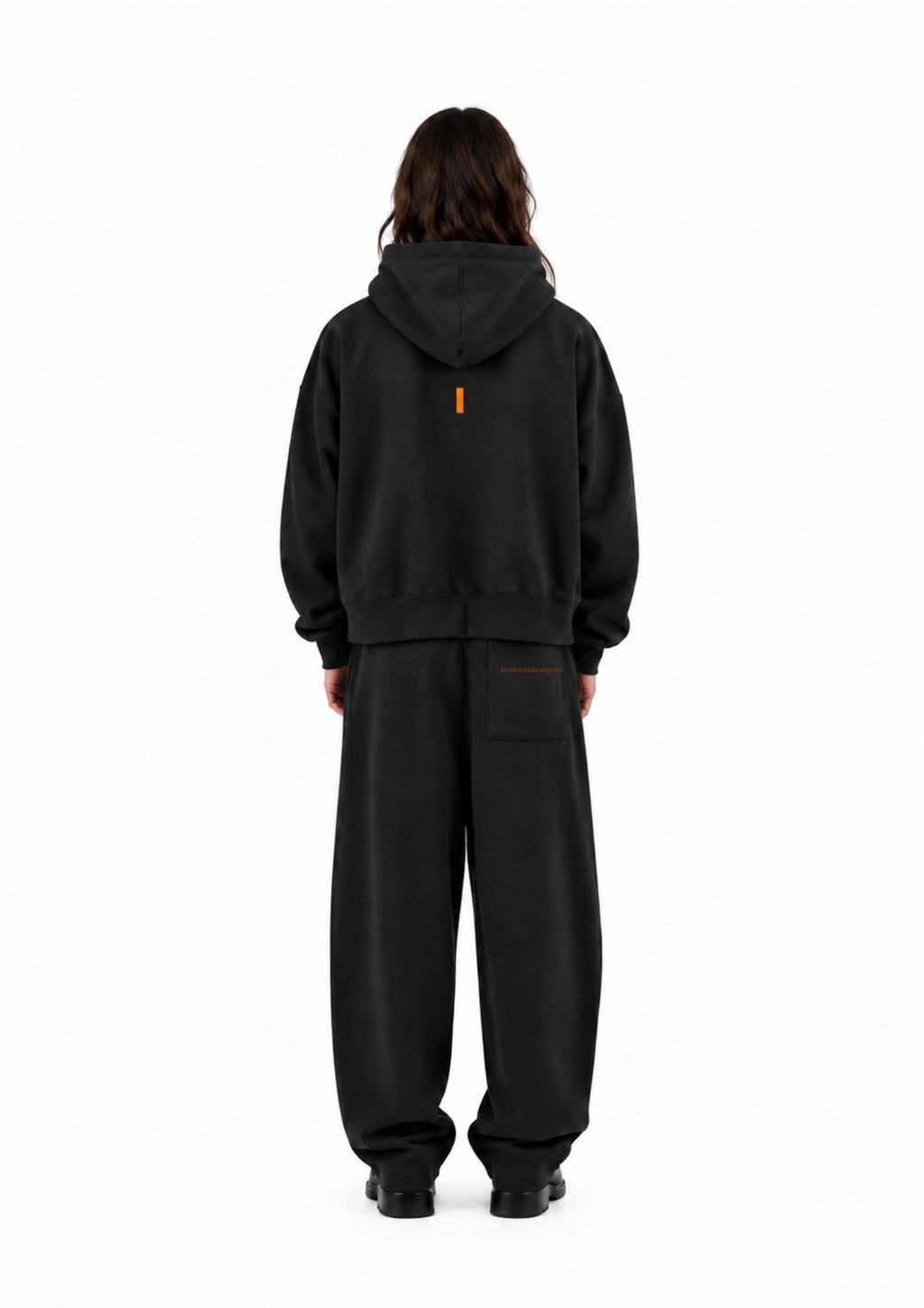 CLASSIC BOXY HOODIE