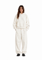 CLASSIC BOXY HOODIE