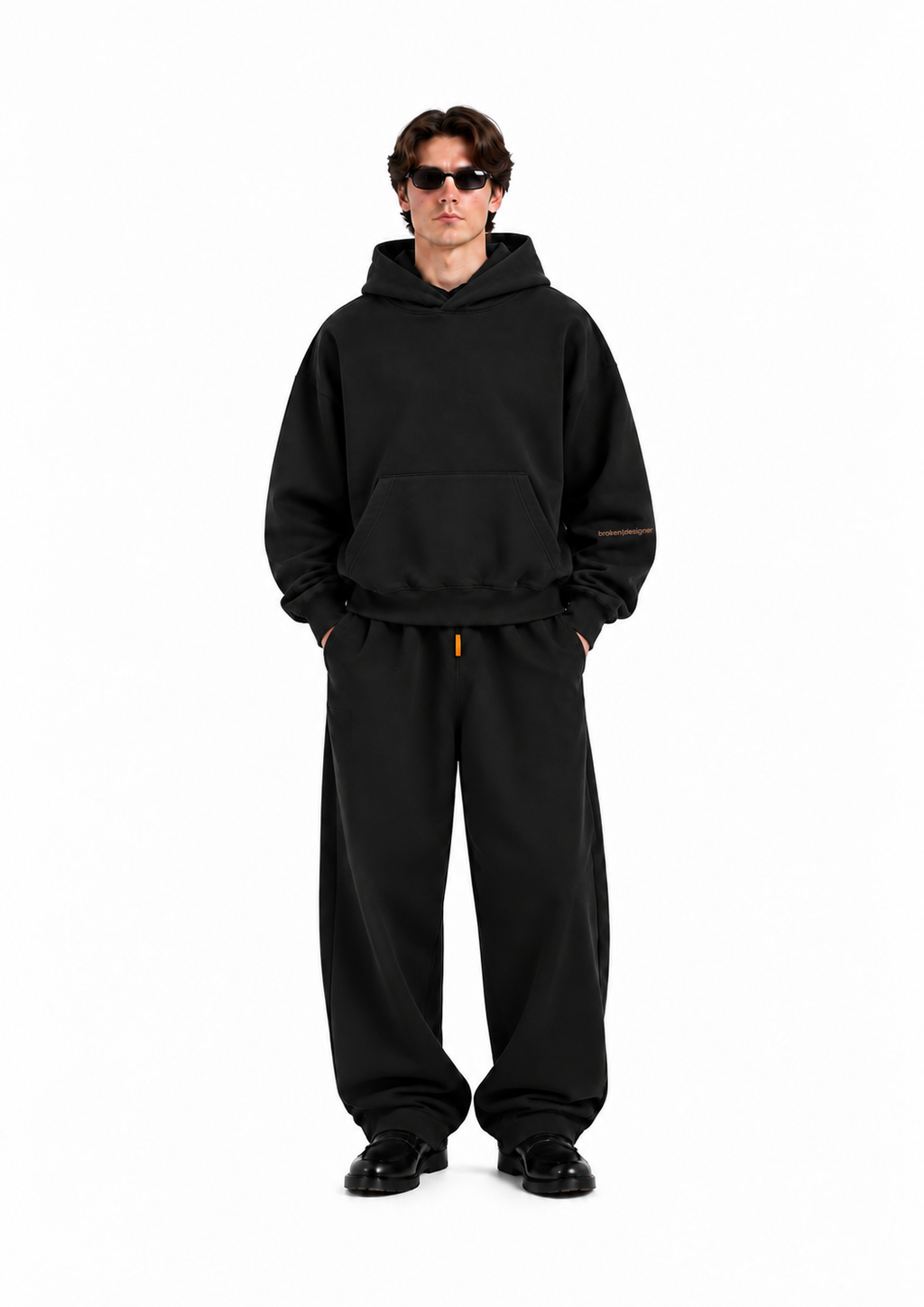 CLASSIC BOXY HOODIE